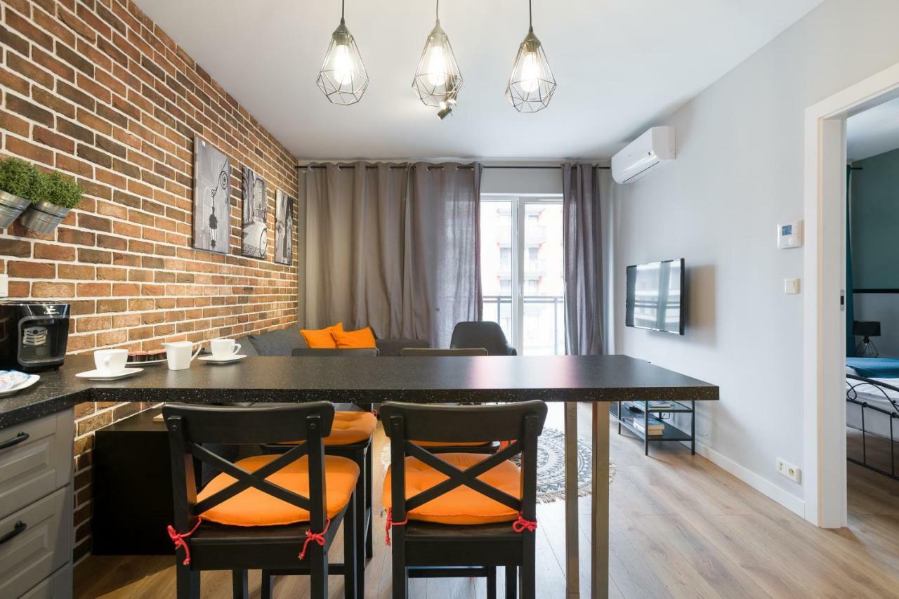 Orange, Modern Apartment In The City Centre Cracovie Extérieur photo